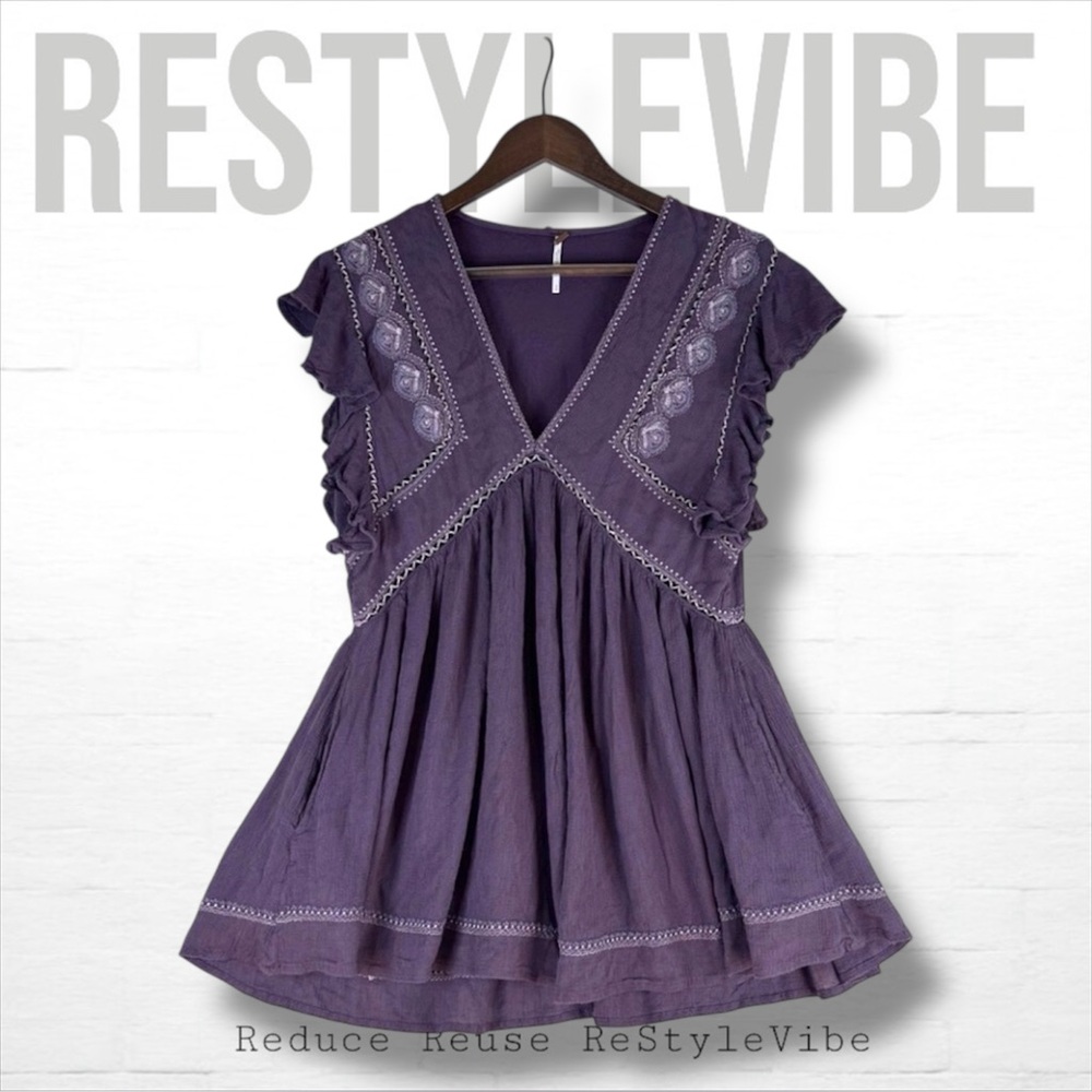FREE PEOPLE Women’s Size S Top Shirt Blouse Tunic Embroidered Ruffle V-Neck